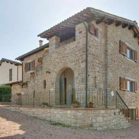 Holiday home Lovely Holiday In With Pool Gubbio