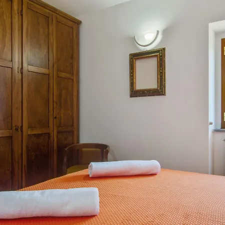 Lovely Holiday In With Pool Holiday home Gubbio